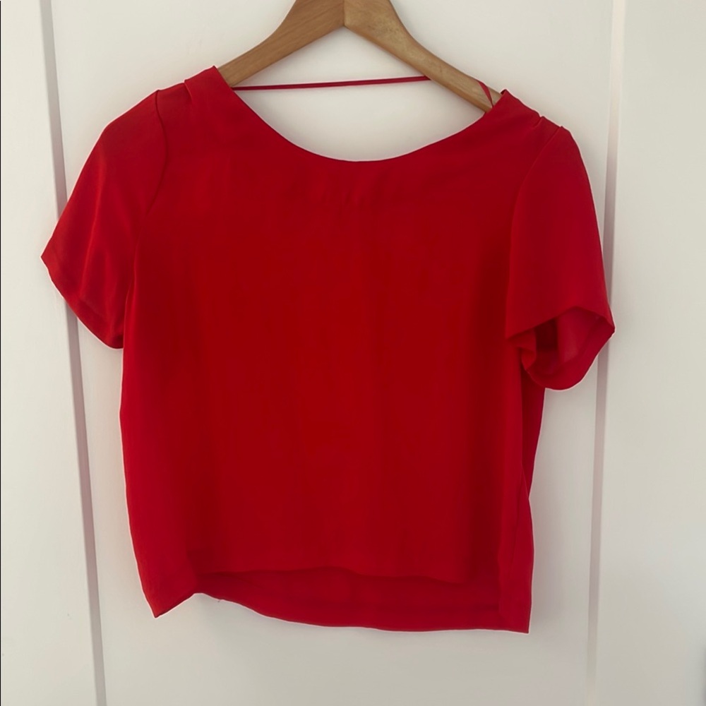 Monki Flowy Red Crop T-Shirt with Short Sleeves